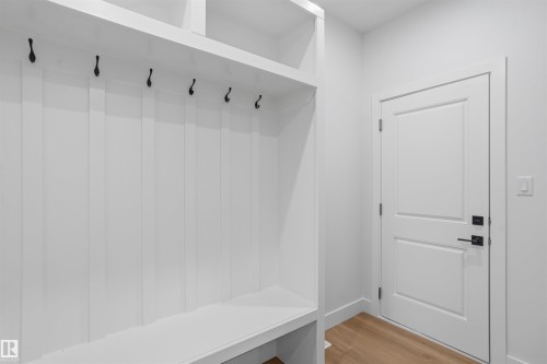 24 Munn Way, Leduc, AB - Indoor Photo Showing Other Room