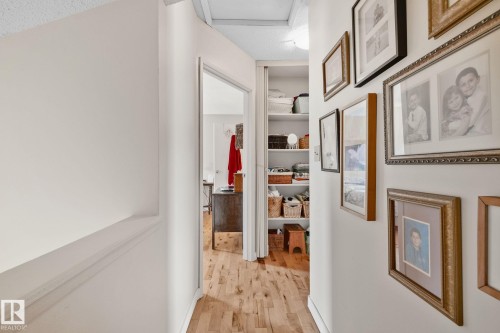 622 Saddleback Road Nw, Edmonton, AB - Indoor Photo Showing Other Room