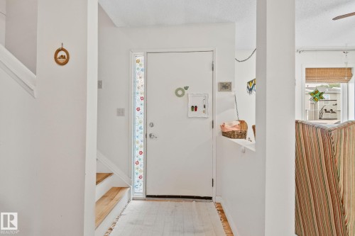 622 Saddleback Road Nw, Edmonton, AB - Indoor Photo Showing Other Room