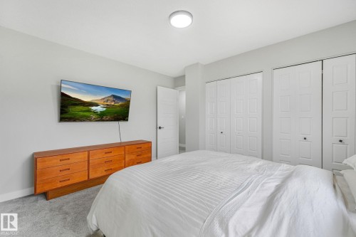 170 Grandin Village, St. Albert, AB - Indoor Photo Showing Bedroom