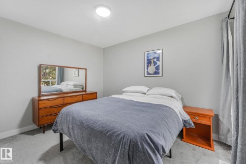 170 Grandin Village, St. Albert, AB - Indoor Photo Showing Bedroom