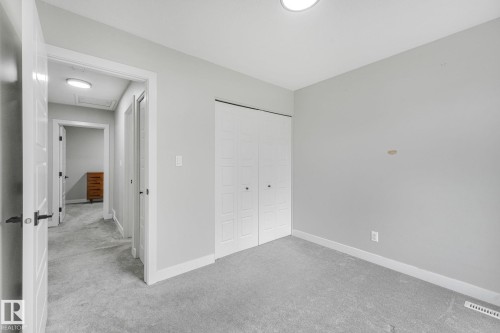 170 Grandin Village, St. Albert, AB - Indoor Photo Showing Other Room