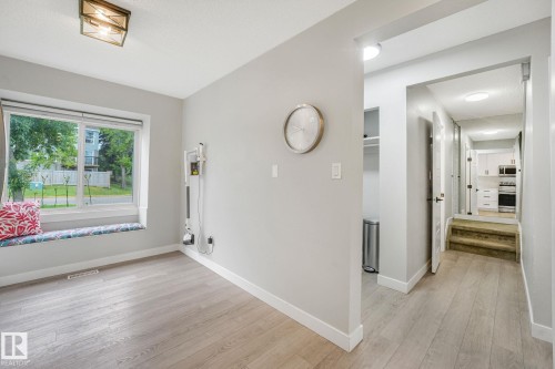 170 Grandin Village, St. Albert, AB - Indoor Photo Showing Other Room