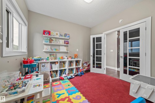 1960 Adamson Terrace Sw, Edmonton, AB - Indoor