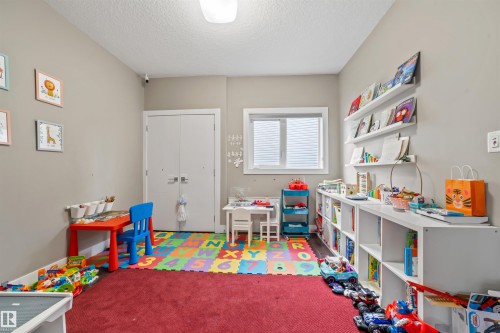 1960 Adamson Terrace Sw, Edmonton, AB - Indoor Photo Showing Other Room