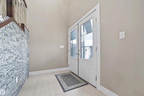 1960 Adamson Terrace Sw, Edmonton, AB - Indoor Photo Showing Other Room