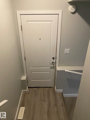 1960 Adamson Terrace Sw, Edmonton, AB - Indoor Photo Showing Other Room