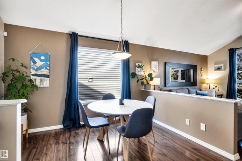 5608 Stevens Crescent Nw, Edmonton, AB - Indoor Photo Showing Dining Room