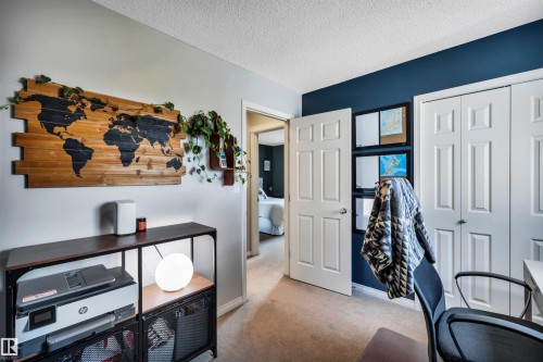 5608 Stevens Crescent Nw, Edmonton, AB - Indoor