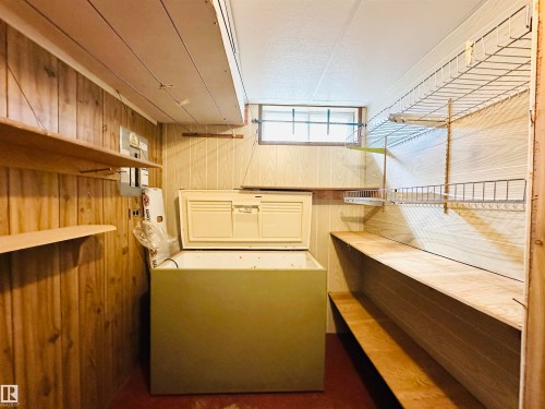 5620 55A Street, Wetaskiwin, AB - Indoor Photo Showing Other Room