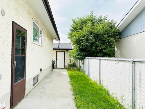 5620 55A Street, Wetaskiwin, AB - Outdoor With Exterior