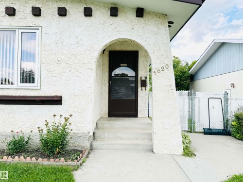 5620 55A Street, Wetaskiwin, AB - Outdoor