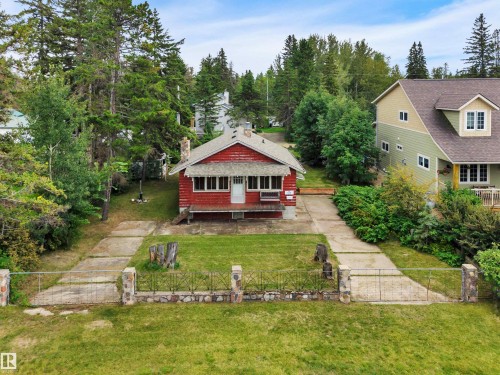810 1 Ave, Rural Wetaskiwin County, AB 