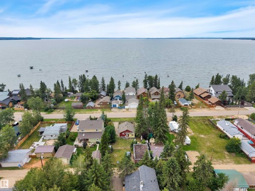 810 1 Ave, Rural Wetaskiwin County, AB 