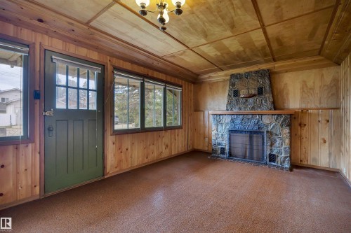 810 1 Ave, Rural Wetaskiwin County, AB 