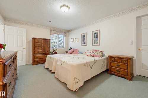 #211 10915 21 Av Nw, Edmonton, AB - Indoor Photo Showing Bedroom