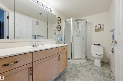 #211 10915 21 Av Nw, Edmonton, AB - Indoor Photo Showing Bathroom