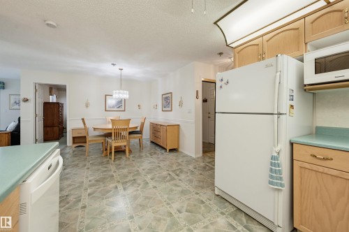 #211 10915 21 Av Nw, Edmonton, AB - Indoor Photo Showing Kitchen