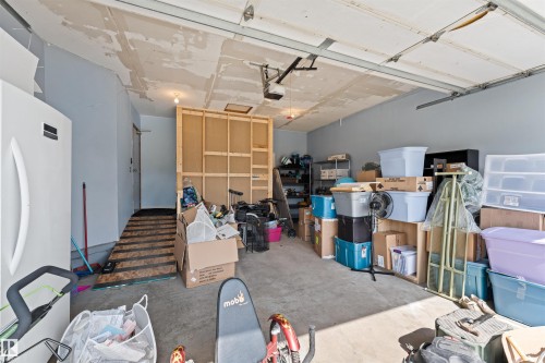 16724 88 St Nw, Edmonton, AB - Indoor Photo Showing Garage