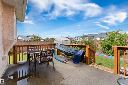 16724 88 St Nw, Edmonton, AB - Outdoor