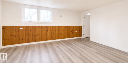 12916 123A Street Nw, Edmonton, AB - Indoor Photo Showing Other Room