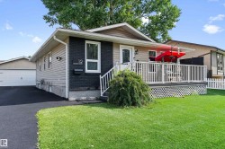 12 DUNLUCE Road NW  Edmonton, AB T5X 3V2