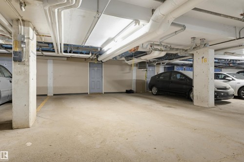 #301 9819 96A St Nw, Edmonton, AB - Indoor Photo Showing Garage