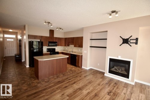 #38 3010 33 AV NW NW , Edmonton, AB T6T 0C3 2