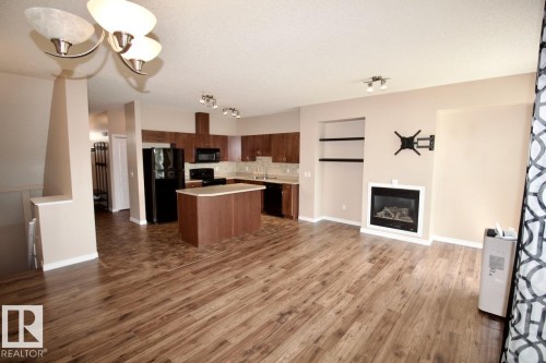 #38 3010 33 AV NW NW , Edmonton, AB T6T 0C3 3