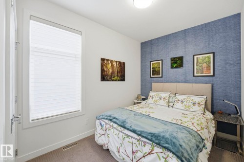 10433 140 Street Nw, Edmonton, AB - Indoor Photo Showing Bedroom