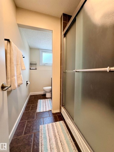 17019 108 Street Nw, Edmonton, AB - Indoor Photo Showing Other Room