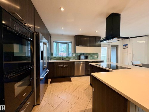 17019 108 Street Nw, Edmonton, AB - Indoor Photo Showing Kitchen With Upgraded Kitchen