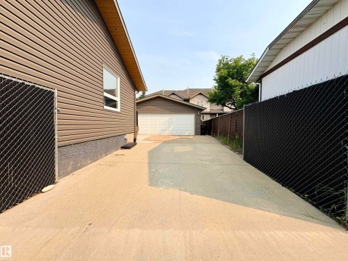 17019 108 Street Nw, Edmonton, AB - Outdoor With Exterior