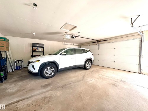 17019 108 Street Nw, Edmonton, AB - Indoor Photo Showing Garage