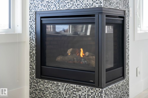 3652 Westcliff Way Sw, Edmonton, AB - Indoor With Fireplace