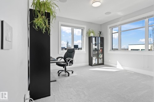 3652 Westcliff Way Sw, Edmonton, AB - Indoor