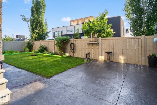 3652 Westcliff Way Sw, Edmonton, AB - Outdoor