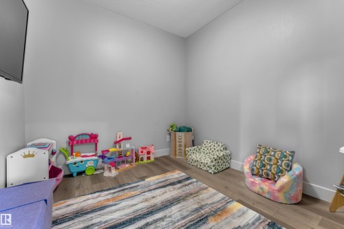 5228 169 Ave Nw Nw, Edmonton, AB - Indoor