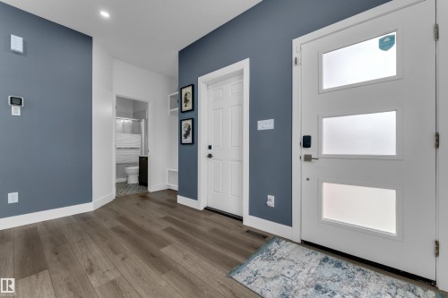 5228 169 Ave Nw Nw, Edmonton, AB - Indoor Photo Showing Other Room