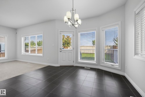 15852 10 Avenue Sw, Edmonton, AB - Indoor Photo Showing Other Room