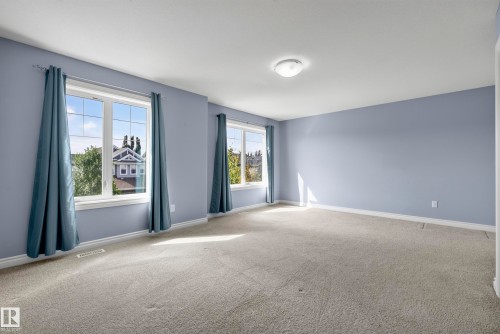 15852 10 Avenue Sw, Edmonton, AB - Indoor Photo Showing Other Room