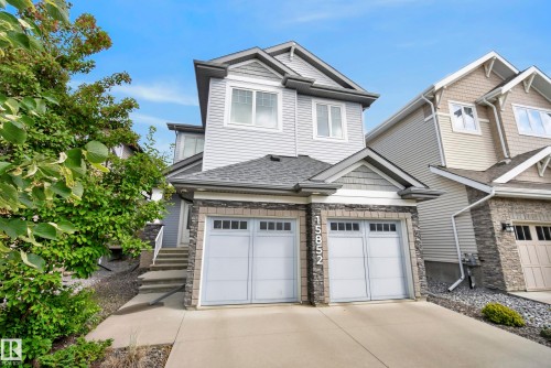 15852 10 Avenue Sw, Edmonton, AB - Outdoor