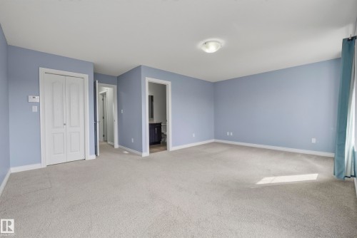 15852 10 Avenue Sw, Edmonton, AB - Indoor Photo Showing Other Room