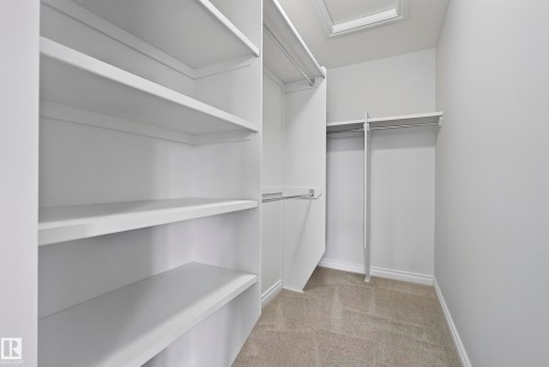 15852 10 Avenue Sw, Edmonton, AB - Indoor With Storage