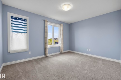 15852 10 Avenue Sw, Edmonton, AB - Indoor Photo Showing Other Room
