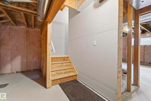 15852 10 Avenue Sw, Edmonton, AB - Indoor Photo Showing Basement