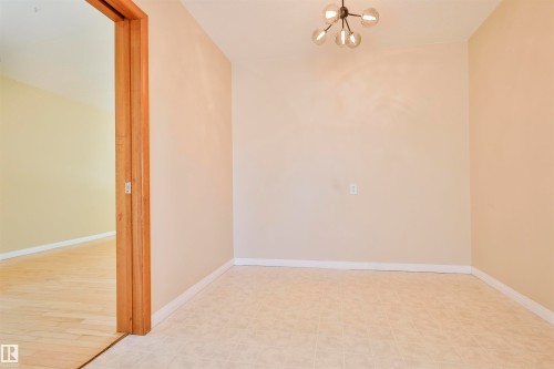 4015 120 Street Nw, Edmonton, AB - Indoor Photo Showing Other Room