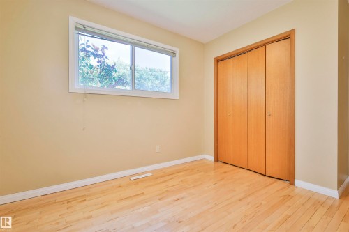4015 120 Street Nw, Edmonton, AB - Indoor Photo Showing Other Room