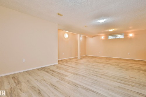 4015 120 Street Nw, Edmonton, AB - Indoor Photo Showing Other Room