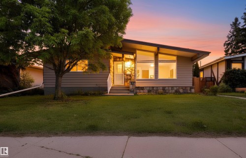 4015 120 Street Nw, Edmonton, AB - Outdoor